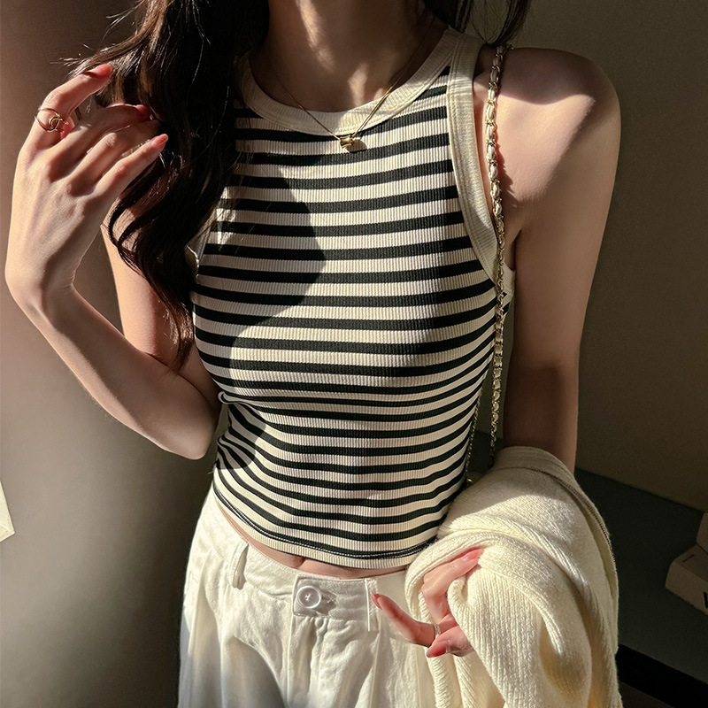 Carefully Selected Knitted Sexy Camisole for Women 2025 New Style Bottoming with Stripes and Contrasting Colors That Can Be Worn Outside Sleeveless Tops Carefully Selected Knitted Sexy Camisole for Women 2025 New Style Bottoming with Stripes and Contrasting Colors That Can Be Worn Outside Sleeveless Tops