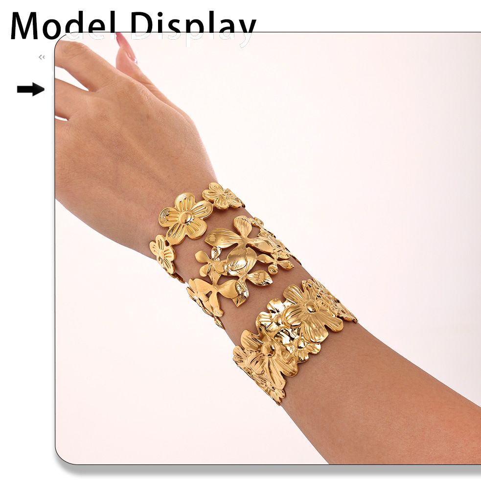 Square Sugar French Fashionable Exquisite Retro Pattern Wide Open Bracelet Titanium Steel Material Bracelet_voghion.com