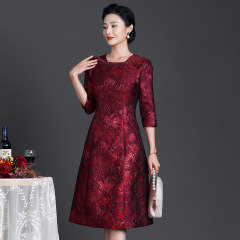 高端喜妈妈婚礼喜服订婚礼服新款妈妈装气质绣花收腰连衣裙609#