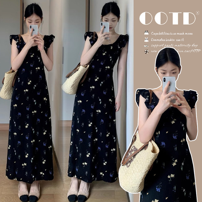 Real Shot of Maternity Wear French Style Small Flying Sleeves Black Floral Dress Summer 2025 New Seaside Vacation Dress