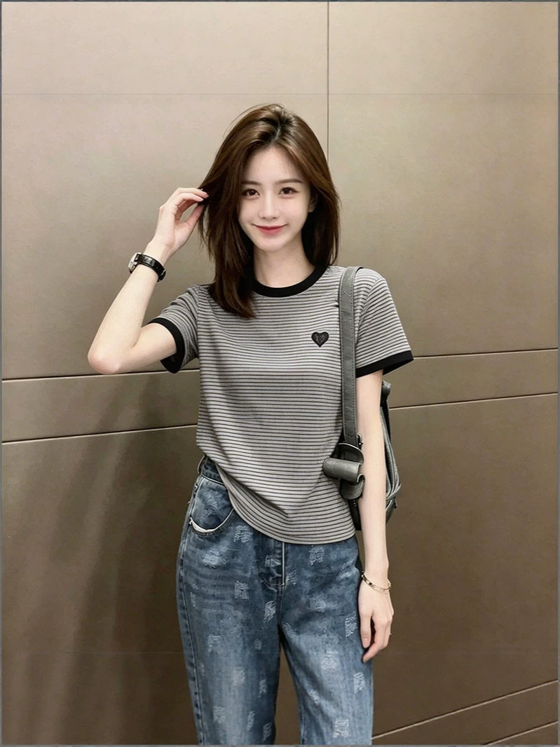 Striped Color-Block Short-Sleeve T-Shirt for Women, 2026 Summer New Style, Plus-Size Slimming Unique Versatile Top