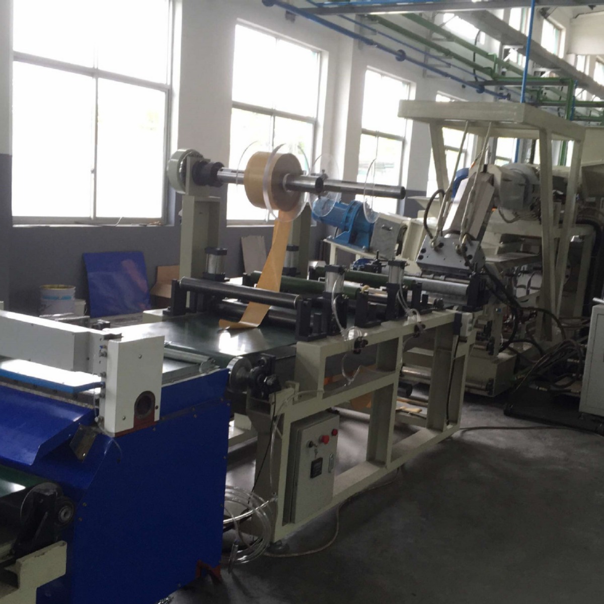 丁基胶带挤出设备生产线_密封丁基胶带挤出机