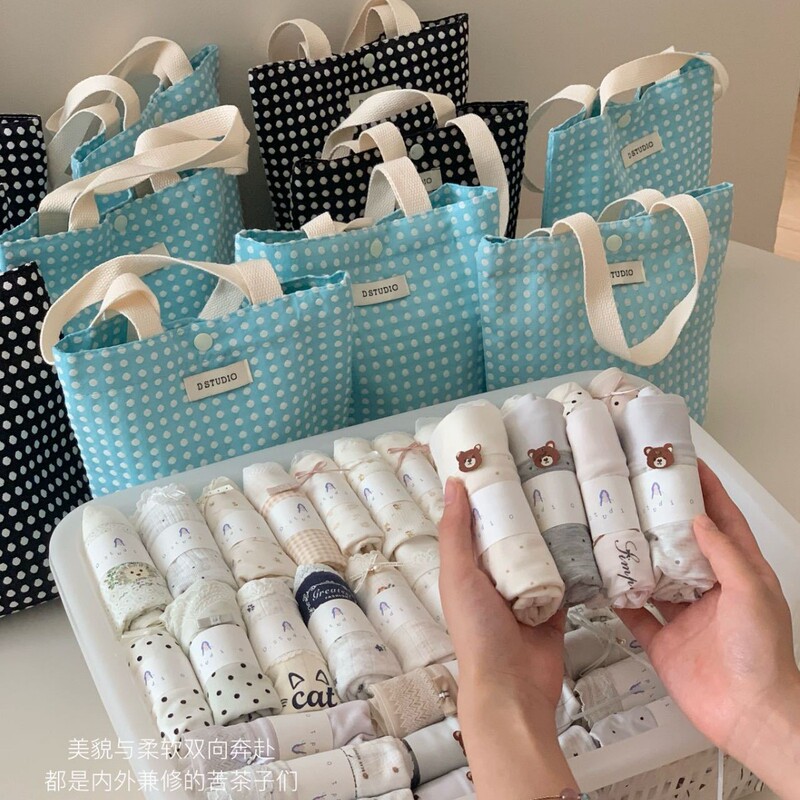 Du Xiaozhai D Studio Gentle and Soft Handbag-Style Blind Bag with 10 Pairs of Mid-Waist Women's Briefs