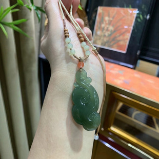 Jin Yu Tang Xinjiang Hotan Jade Ruyi Lake Water Green Color Beautiful and Delicate as Fat Carved Ganoderma Lucidum Ruyi Curl