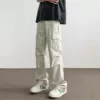 Молочно-белый