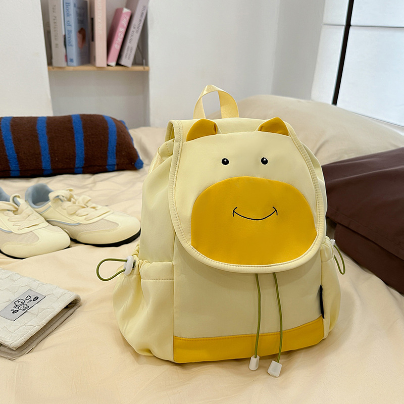 Mochila de niña de vaca linda, mochila de dibujos animados de gran capacidad, mochila extraña, literatura y arte fresca, mochila de estudiantes universitarios.