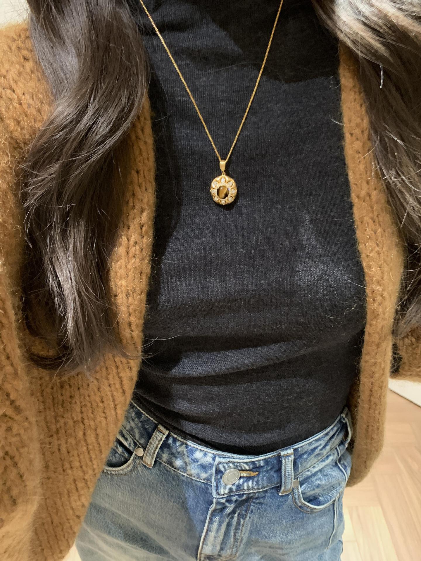 Light Meladra Silk Sunflower Necklace For Women, Vintage European And American Style Sweater Chain, Niche_voghion.com