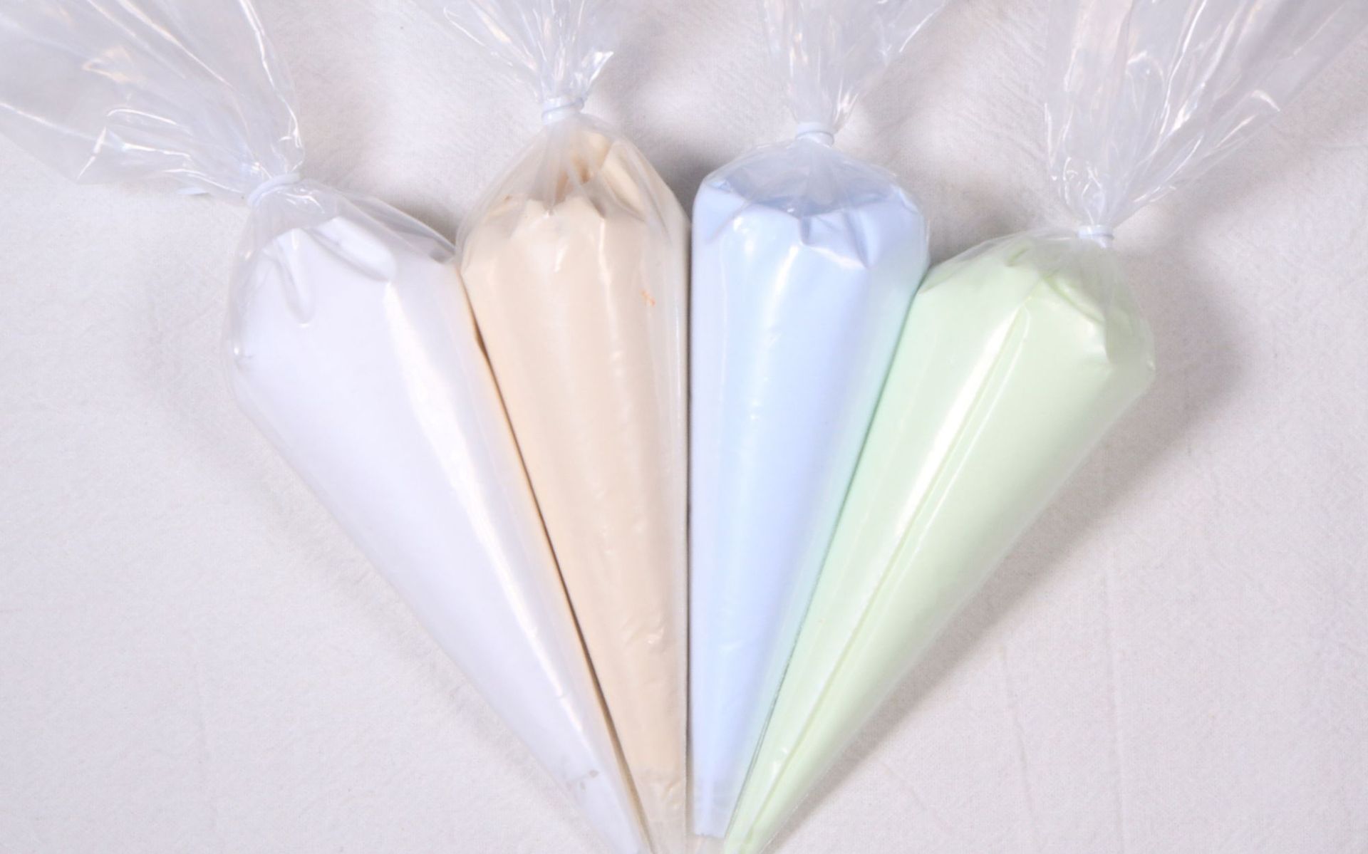 Cream Gum DIY Material Pack