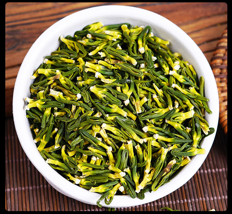 Lotus Plumule (Nelumbo nucifera) — Dried Lotus Seed Heart Tea, 100g Jar details
