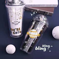 卸売り創意宇宙人コップ星空砕氷コップ韓国版学生カップ高顔値プレゼントプラスチックストローコップ