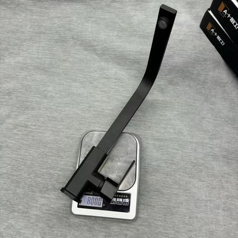 メーカー卸売 7 文字正方形の温冷キッチン蛇口ステンレス鋼のシンクシンク垂直蛇口|undefined