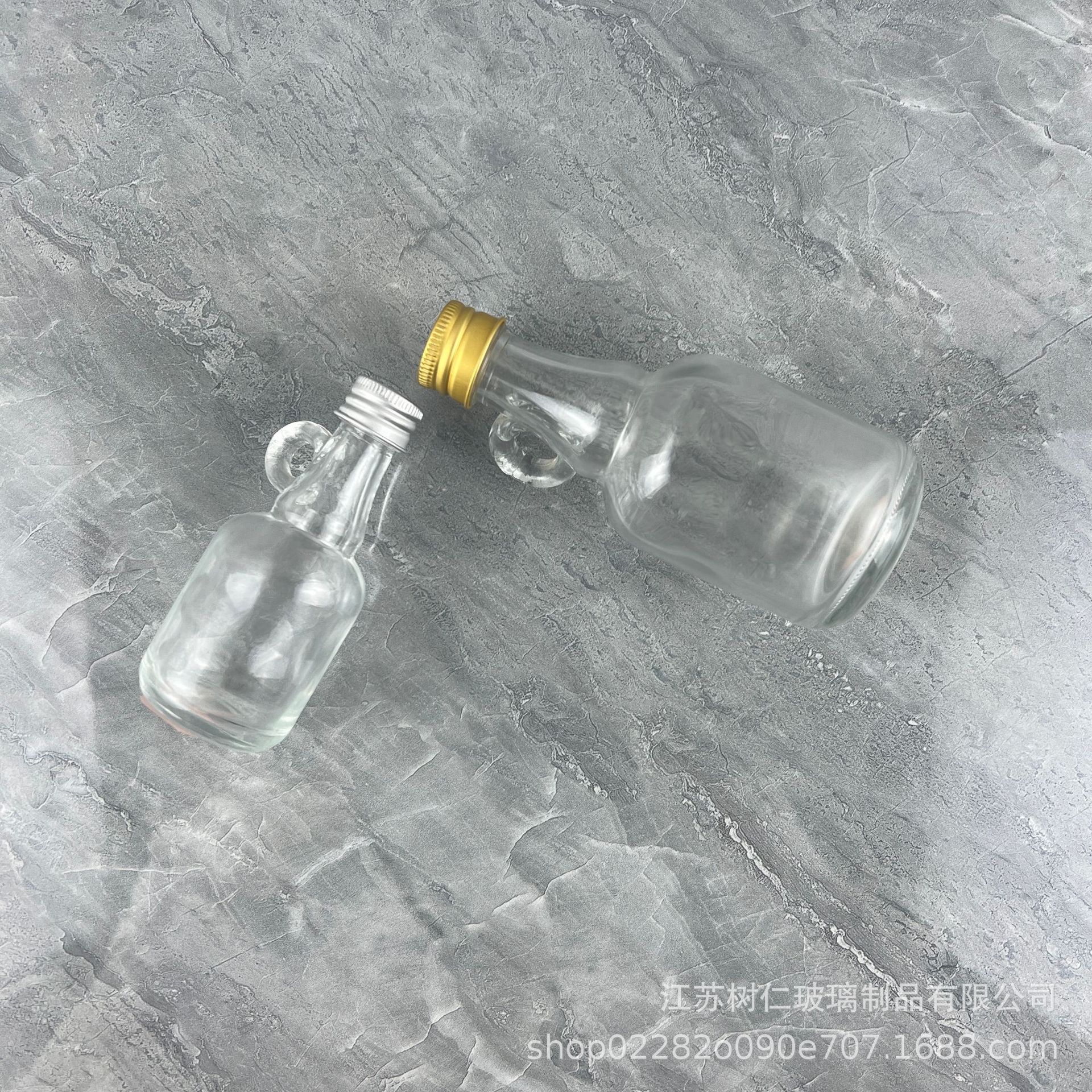 Fábrica al por mayor en stock 50ml 100mL mini botella de vino creativa botella de vino de California