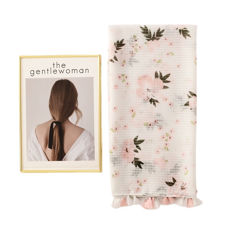 Fresco dulce de algodón liso y lino siente la bufanda de color rosa claro pequeña flor larga borla bufanda grande de viaje protector solar Toalla de playa