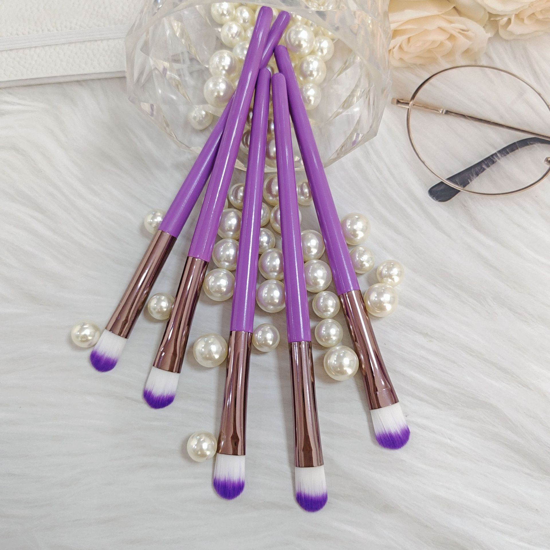 Fábrica de venta directa cepillo de maquillaje multifuncional cepillo de maquillaje herramientas de belleza de nylon cabello cepillo de sombra de nariz detalle de mango de plástico