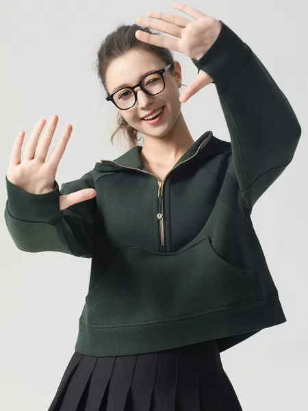 New Autumn and Winter Style Fleece-Lined Hooded Sweatshirt, Thickened Loose Casual Sports Jacket, Long-Sleeve Zip-Up Top, Trendy Sportswear