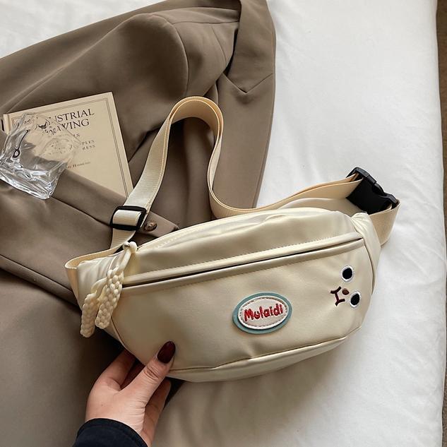 Riñonera casual simple de comercio exterior para mujer 2025 nuevo estilo coreano bolso de hombro de viajero súper caliente bolso de pecho de mensajero