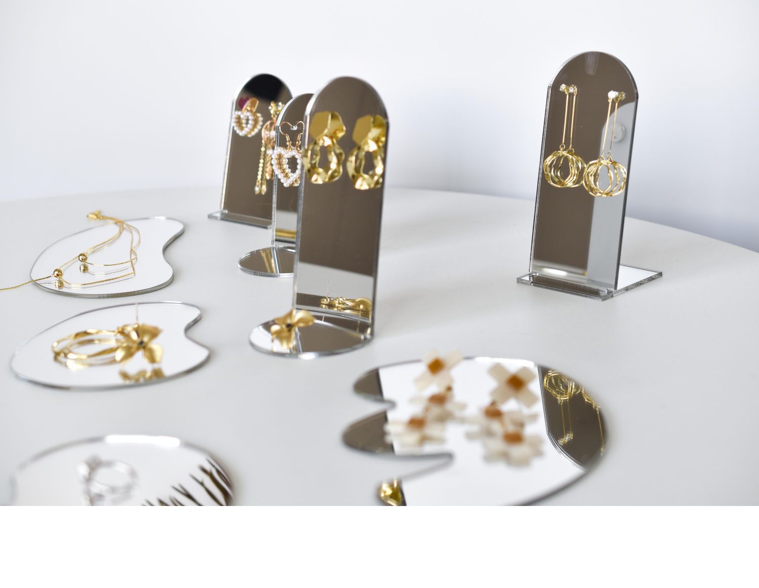 19g Weight Jewelry Display, Jewelry Rack Classification 1 Piece, 1 Set Quantity Acrylic Material Simple Style Pattern All Seasons Season Artistic Style Style 1 Piece 1 Set Arylic Artistic Style Simple Style Jewelry Display Jewelry Rack 3