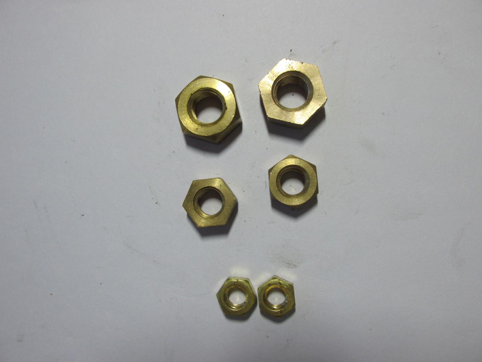 供应铜，铁六角螺母，厂家，现货直发，包邮，可开发票高强度螺母