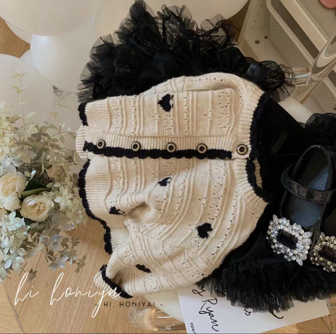 Abrigo de punto entre padres e hijos para una familia de tres bebés primavera ropa de mujer de moda amor cardigan hueco