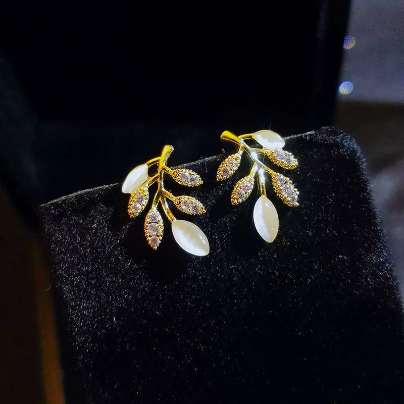 Серьги из серебра 925, европейский стиль, простые элегантные модели, лёгкие гвоздики и подвесы
