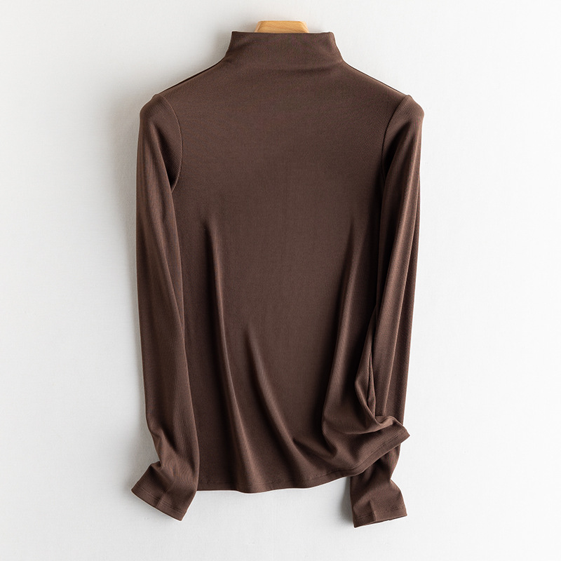 브라운 하프 터틀넥