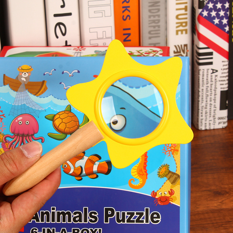 Children's wooden handheld magnifying glass
