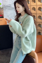 年秋装新款设计感小众小香风小个子绿色毛衣开衫针织外套女装