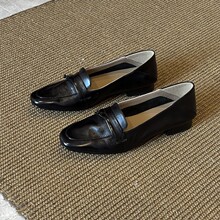 ��Ƥ��~Ӣ���L��Ƥ�ٴ�ͨ�ڑ��˘���ЬŮ�A�^ƽ���⴩�͹�СƤЬ