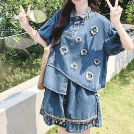 别致设计感牛仔套装女夏季新款设计感破洞短袖衬衫短裤两件套新品