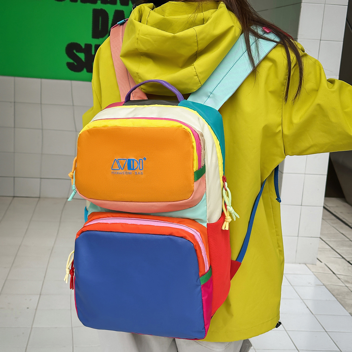 Otoño deportivo al aire libre montaña dopamina de gran capacidad mochila con cremallera intercalada multibolsillo 2025 nuevo