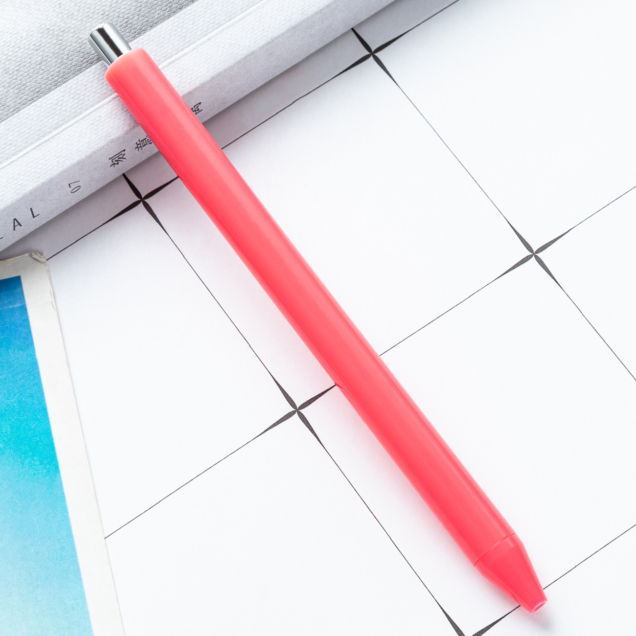 Bolígrafo de plástico imprimible logotipo promocional publicidad publicitaria bolígrafo de regalo simple macarón pequeño bolígrafo fresco