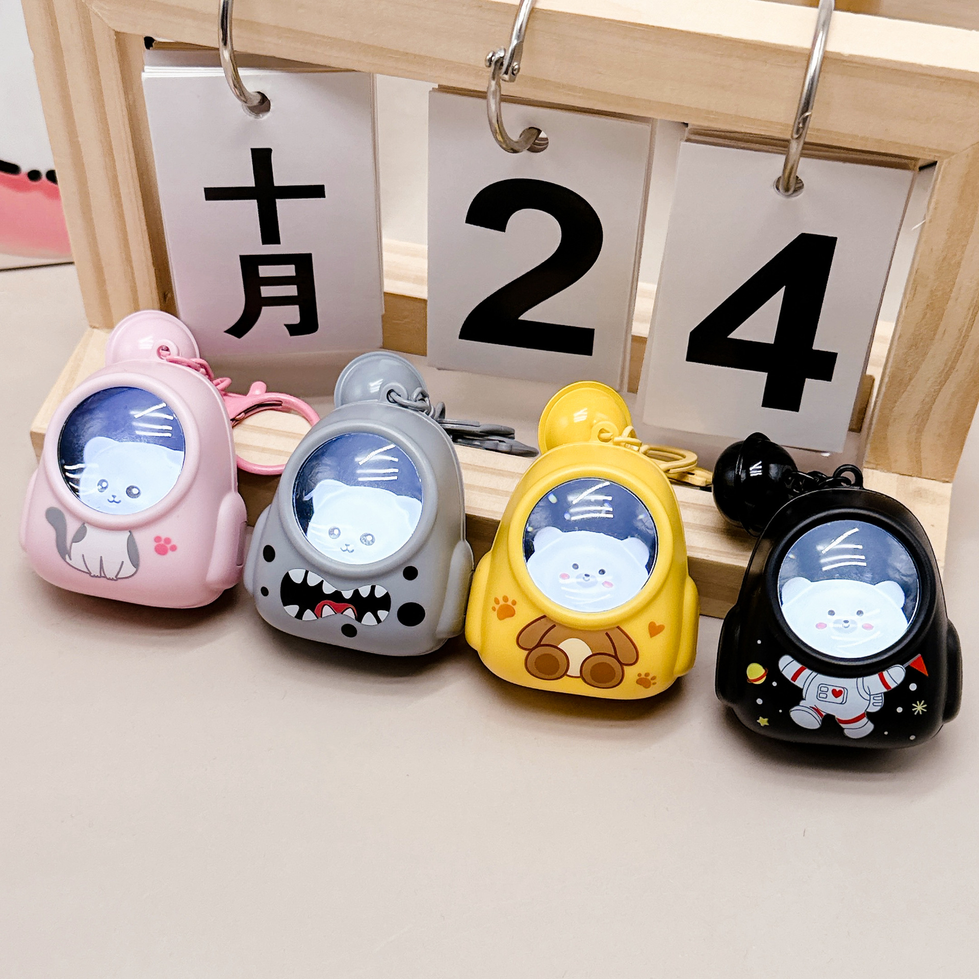 Porte-clés de voiture en forme de chat avec sac à dos lumineux, nouveau style, exquis, pendentif, joli cadeau décoratif_voghion.com