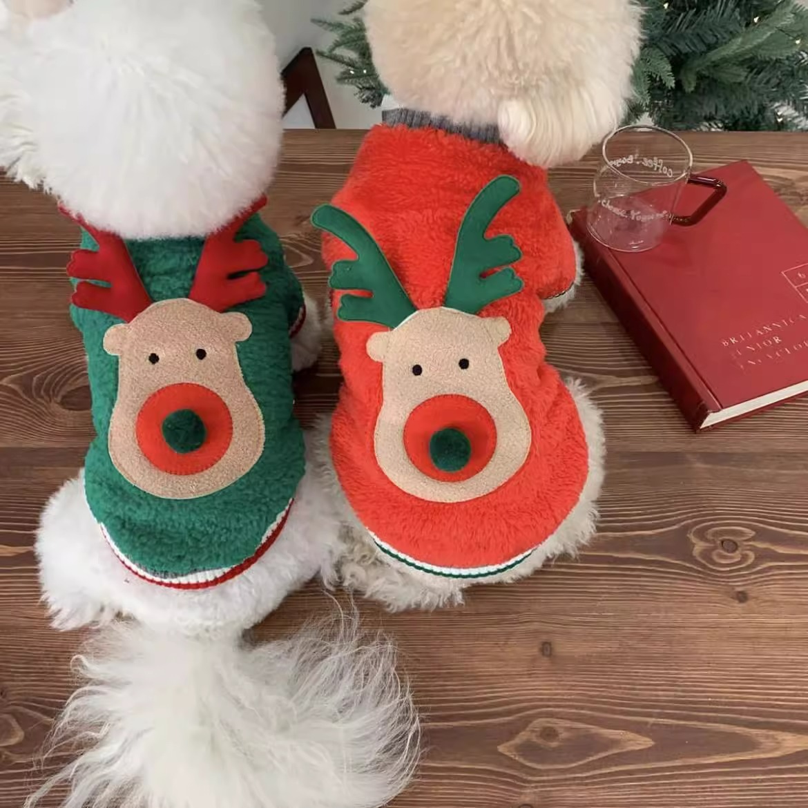 Otoño y invierno perros de Navidad de dos patas de alce peluche panda gato de dos patas de mascota de Año Nuevo ropa