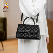 �����˰���Ů2025�ﶬ�¿���������С���L���ٴ�r�Іμ�б���