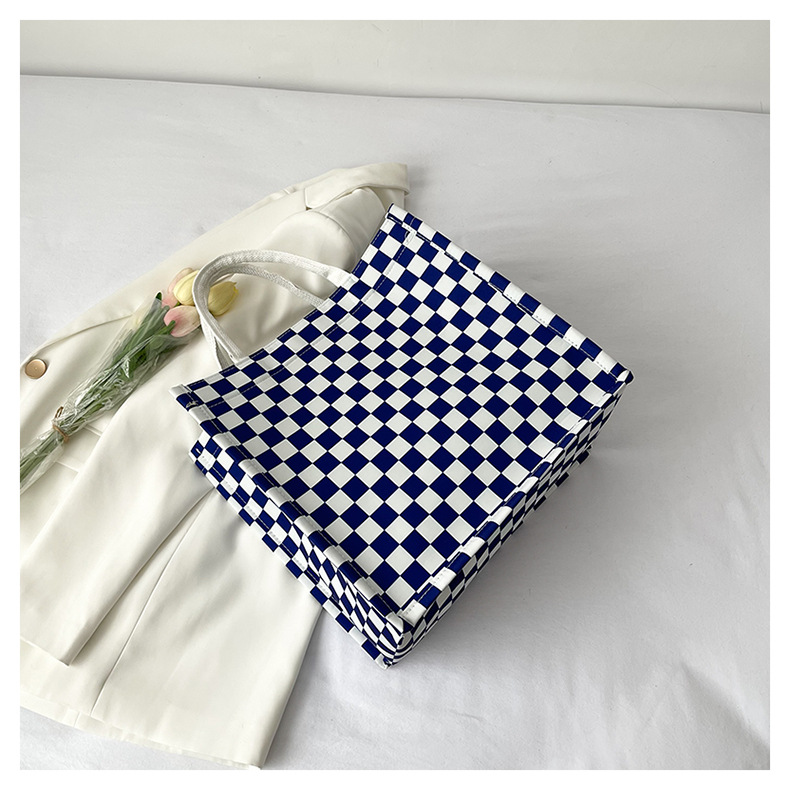 Large-capacity single-shoulder tote bag 2024 new style fashionable and textured trendy handbag for commuting and casual use, large checkered bag for women undefined