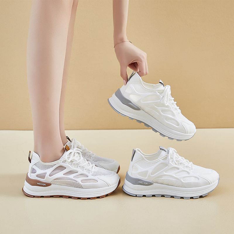 Calzado deportivo para mujer 2025 nuevo estilo primavera ligero, suela suave, pies no cansados, zapatos Forrest Gump, suela gruesa, zapatos de papá, viajes, todo fósforo