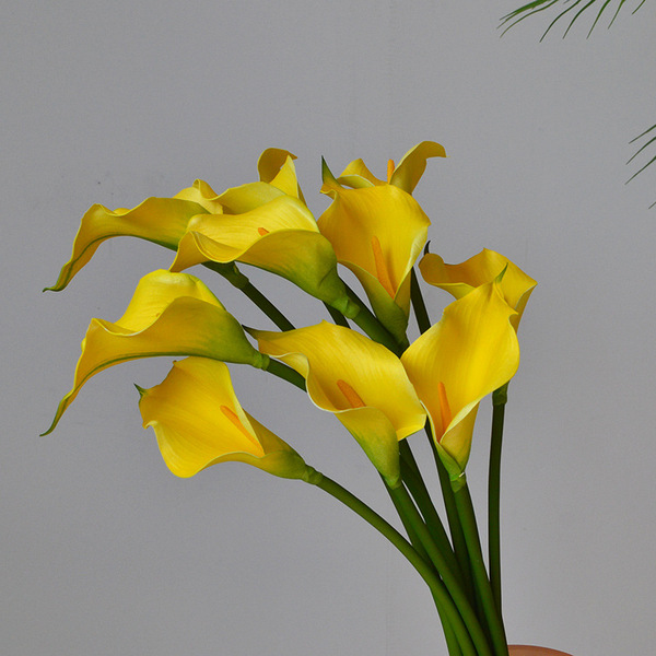 realistic flower arrangements