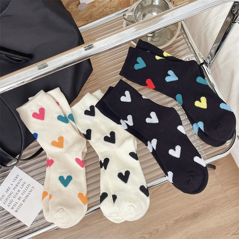 Unisexe Style Japonais Sucré Forme De Cœur Coton Crew Socks Une Paire display picture 1