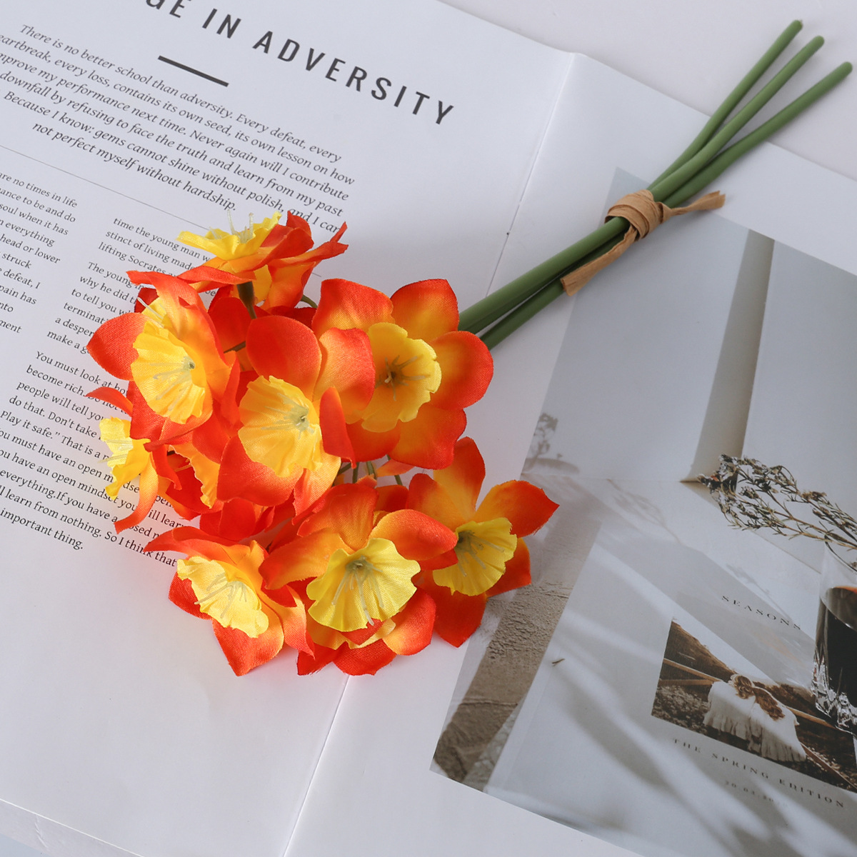 flores simuladas flores de narcisos flores de mano flores flores de mano boda flores simuladas decoración de la mesa de comedor fotografía flores de seda flores falsas