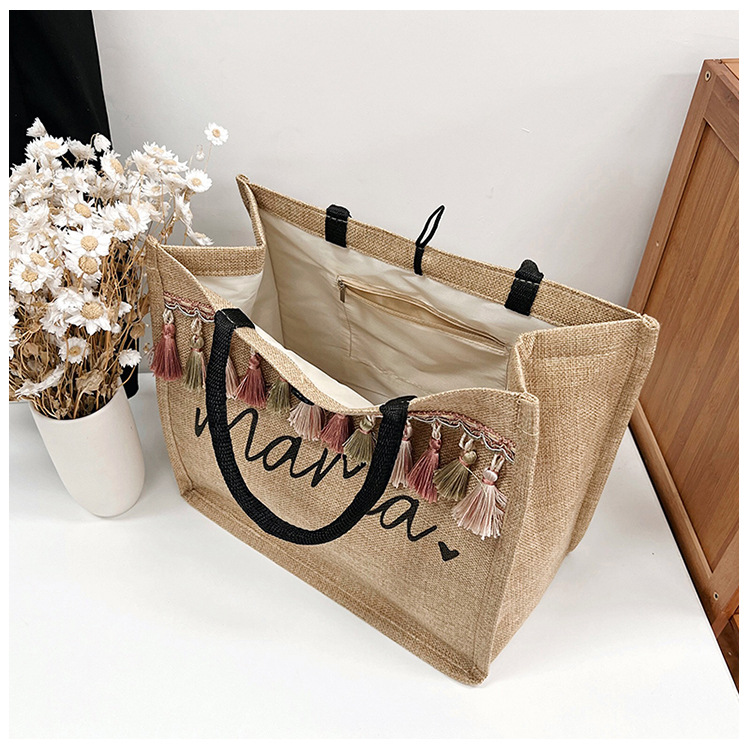 Women's Medium All Seasons Cotton And Linen Ethnic Style Shoulder Bag Handbag Square Bag display picture 3