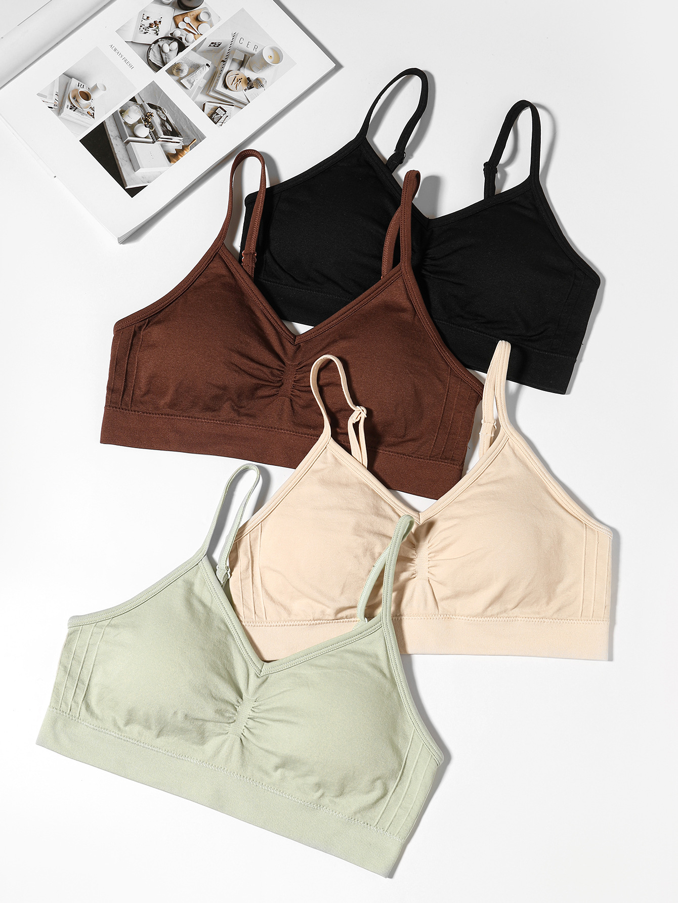 Bra deportivo con cinturón de hombro delgado con copas, cojín de pecho desmontable para mujeres, ropa interior, chaleco de fitness, chaleco de yoga sexy