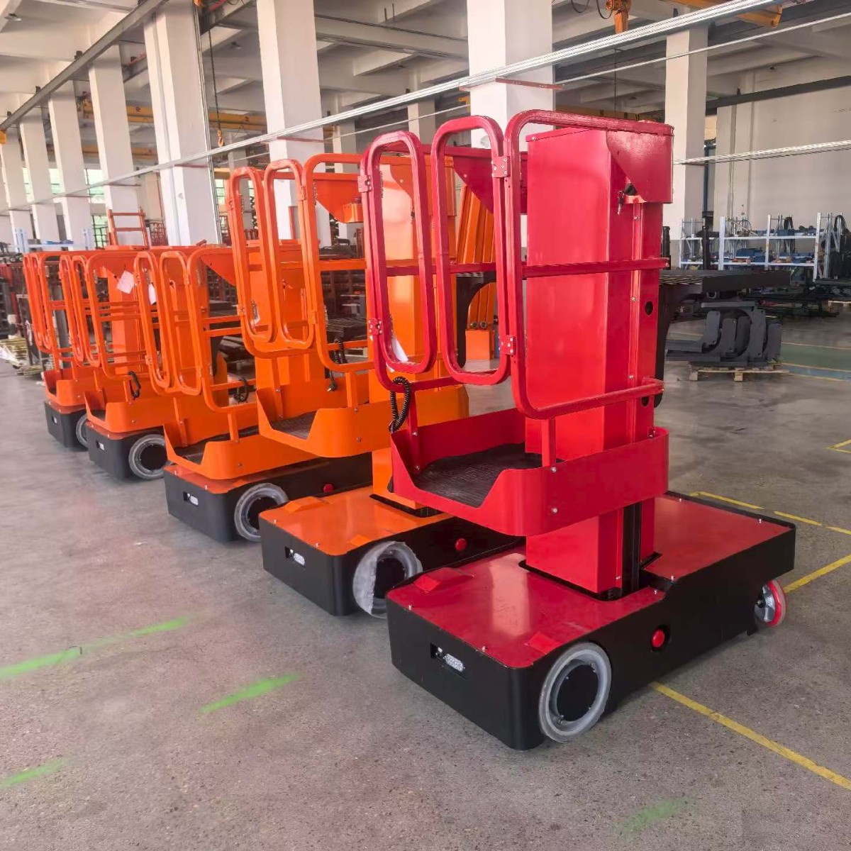 普尔夫电动拣选车自行升降取料机超市仓库全电动高空取货车登高车