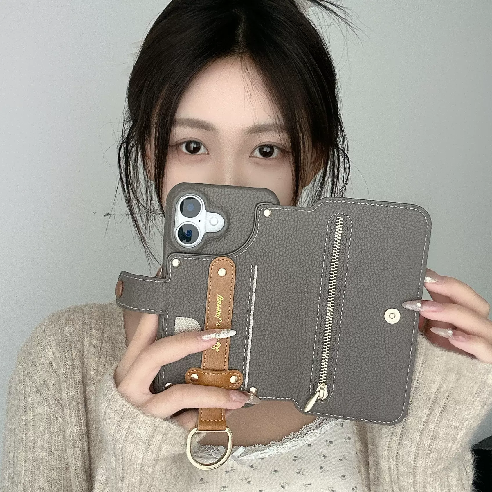 荔枝纹素皮背粘式翻盖手机皮套适用苹果17手机壳插卡iPhone16外壳