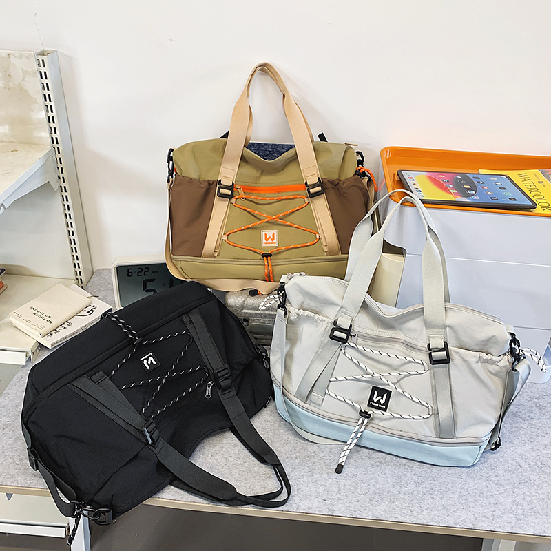 Nueva bolsa de viaje casual al aire libre de gran capacidad unidireccional bolsa de almacenamiento de yoga y acondicionamiento físico bolsa de moda moda cool mochila