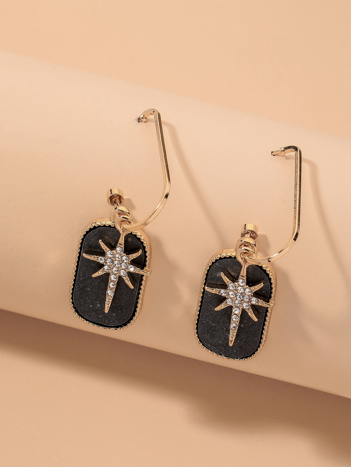 Fashion Eight-pointed Star Square Earrings display picture 2