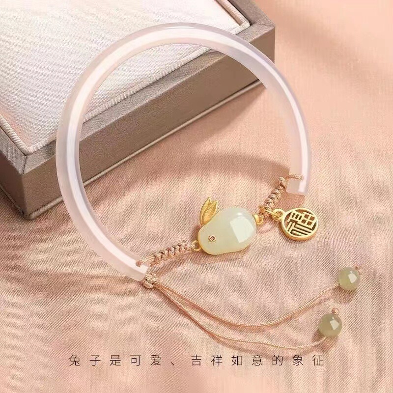 Cheap wholesale imitation Hetian jade rabbit bracelet women bracelet ice for girlfriend rabbit bracelet exquisite gift jewelry