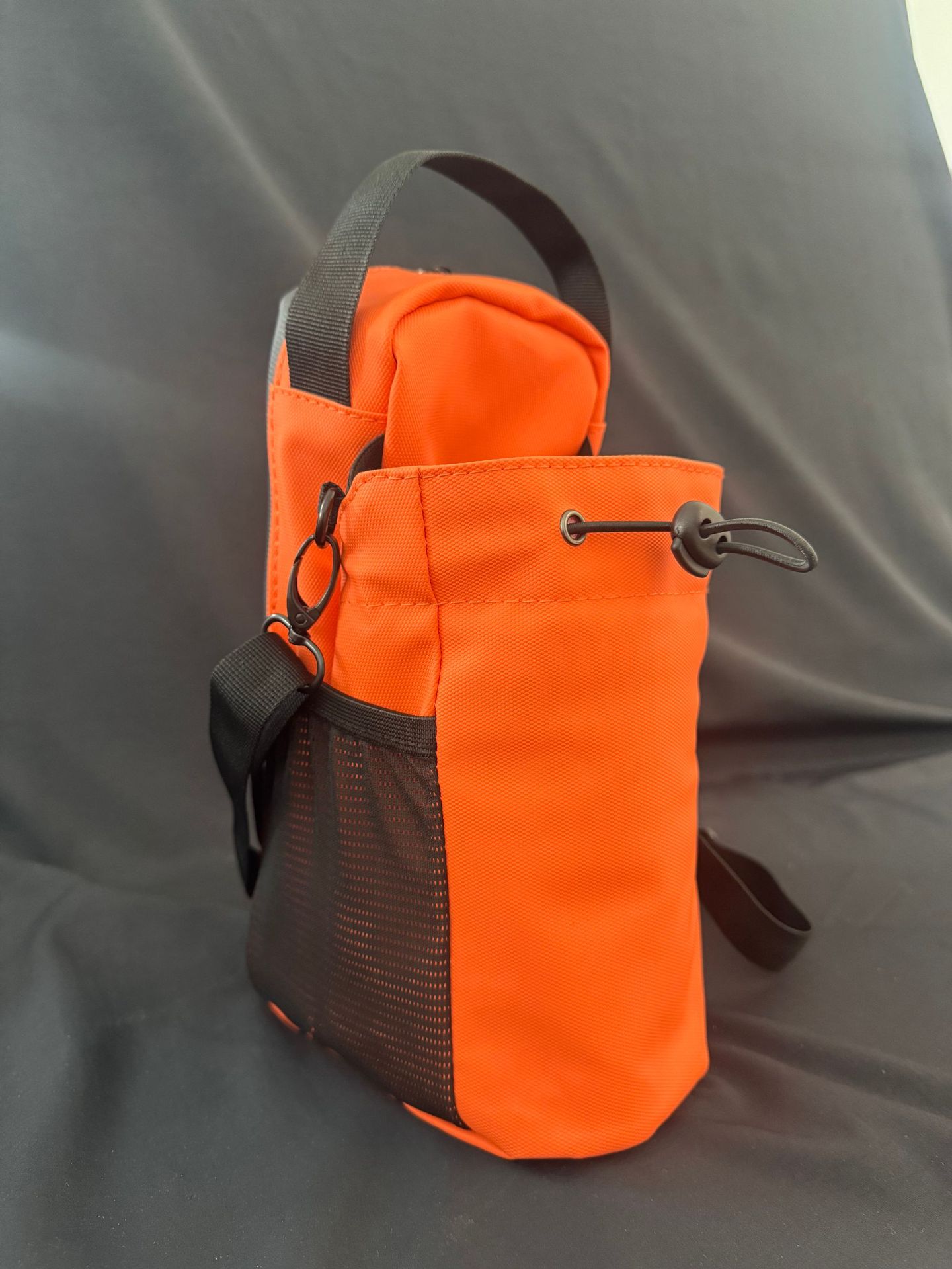 Acondicionamiento físico transfronterizo bolsa de hervidor de agua de absorción de taza de agua bolsa de mochila gimnasio bolsa de almacenamiento de teléfonos móviles deportivo portátil