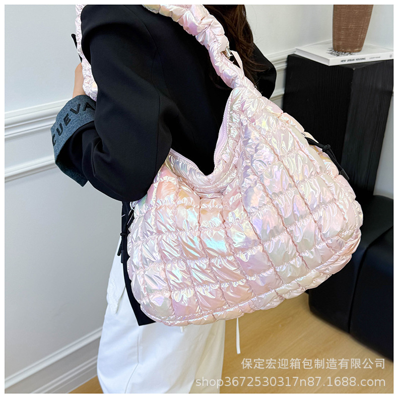 跨境批发云朵包2025新款褶皱泡泡饺子包夹棉单肩斜挎手提腋下女包|undefined