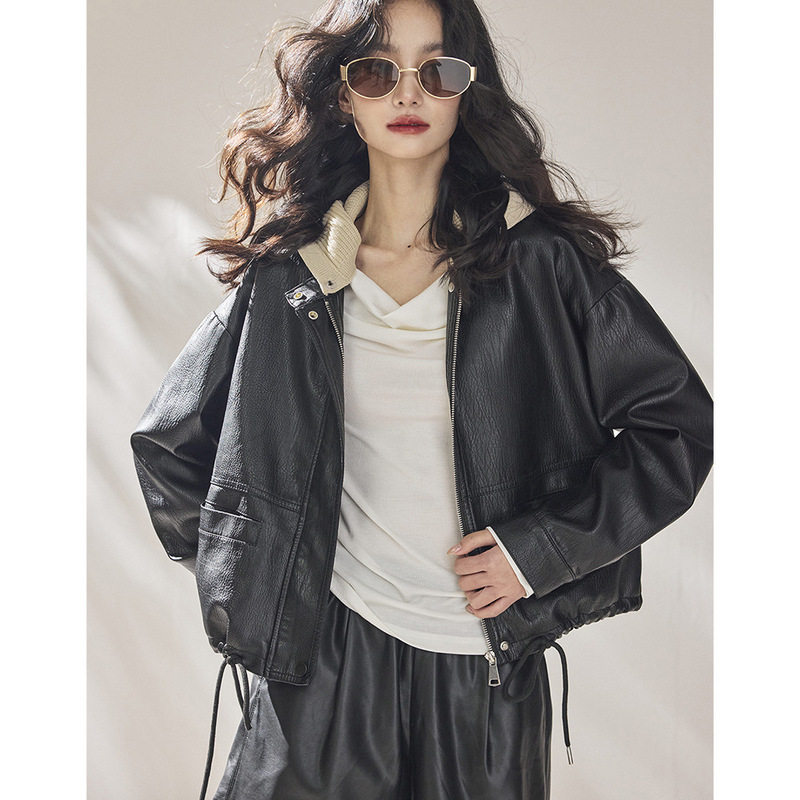 【Shengdu】26 New Korean-Style Retro Loose Color-Blocking Faux Two-Piece Hooded Pu Leather Jacket Coat for Women 【Shengdu】26 New Korean-Style Retro Loose Color-Blocking Faux Two-Piece Hooded Pu Leather Jacket Coat for Women