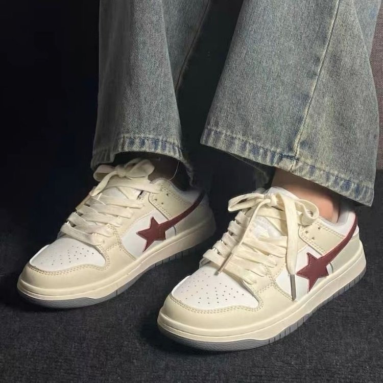 Star Sneakers for Women Spring and Summer 2025 Popular Women's Shoes American Retro White Shoes Thick-Soled Sports Casual Shoes for Students Star Sneakers for Women Spring and Summer 2025 Popular Women's Shoes American Retro White Shoes Thick-Soled Sports Casual Shoes for Students